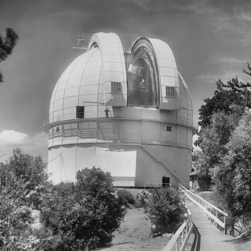 60–inch reflecting telescope, Mount Wilson Observatory.
