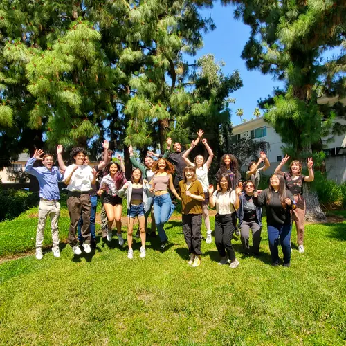 2023 CASSI summer students on the Observatories' lawn